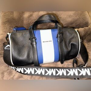 MICHAEL KORS
Stanton Large Striped Pebbled Leather Barrel Bag